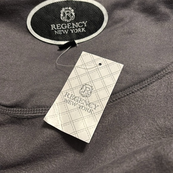 Black Hooded Robe - Picture 11 of 13